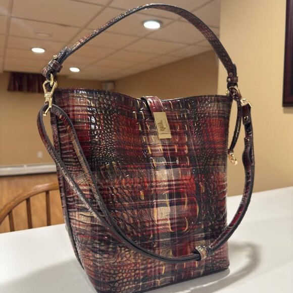 Brahmin Shira bucket bag in the Flannel Melbourne With Gold Accents - Picture 1 of 8